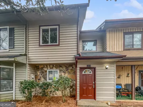 5808 Trent Walk Dr, Lithonia, GA 30038