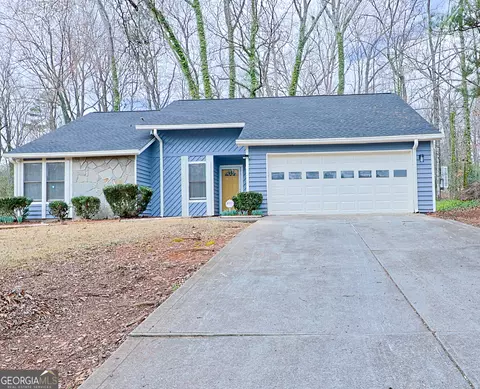 5252 Biffle Rd, Stone Mountain, GA 30088