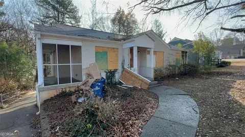 2528 Sylvan Rd, Atlanta, GA 30344