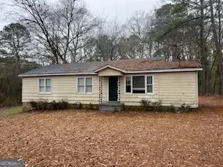 295 Youngs Mill Rd, Lagrange, GA 30241