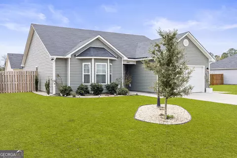 105 Dasher Dr, Springfield, GA 31329