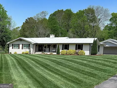 2120 Dews Pond Rd NE, Calhoun, GA 30701