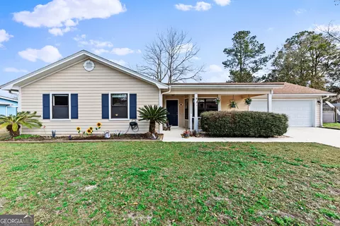 339 Briarwood Cir, Kingsland, GA 31548