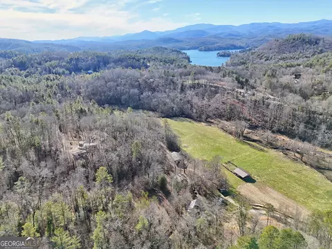 610 Claude Ln, Tiger, GA 30576