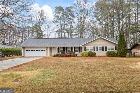 334 Nancy Ct SW, Lilburn, GA 30047