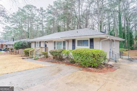 2534 Ben Hill Rd, Atlanta, GA 30344