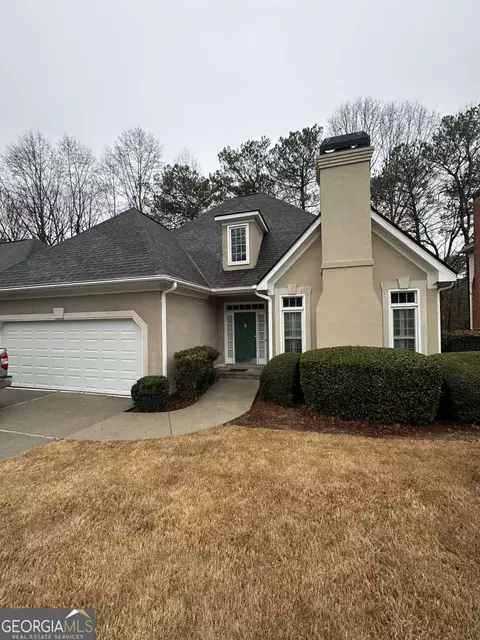 217 Spalding Gates Dr, Atlanta, GA 30328