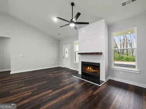 41 W Cordes Pl, Commerce, GA 30529 photo 22