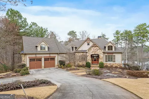 1242 N Edgewater Trl, Toccoa, GA 30577
