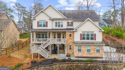 830 Cranberry Trl, Roswell, GA 30076