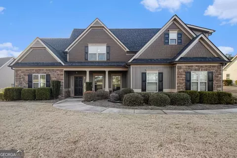 37 Water Oak Dr, Sharpsburg, GA 30277