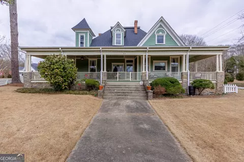 614 E Main St, Hogansville, GA 30230