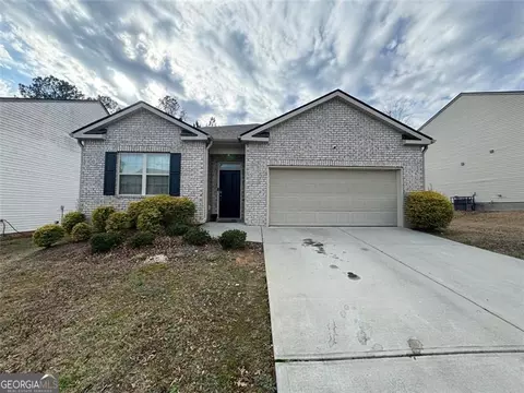 5469 Waverly Dr, Atlanta, GA 30349