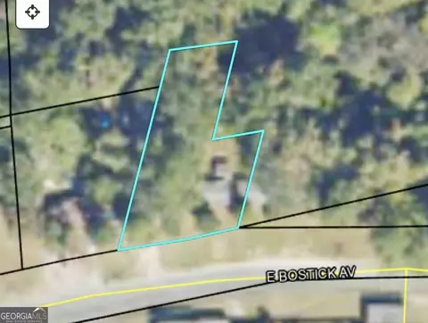 111 E Bostick Ave, Lakeland, GA 31635