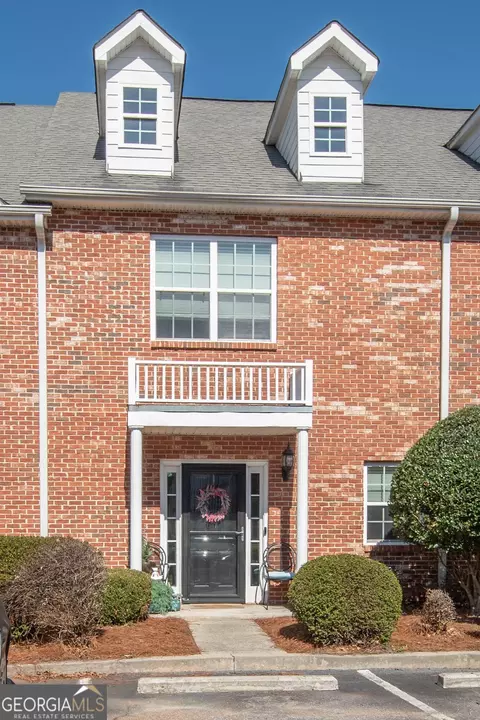 71 Intown Pl, Fayetteville, GA 30214
