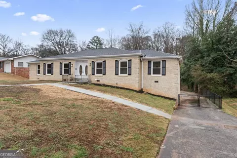 2427 Kings Park Cir, Decatur, GA 30034
