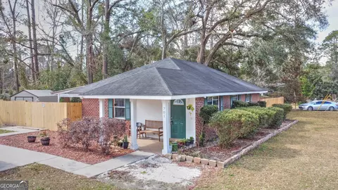 701 Azalea Cir, Valdosta, GA 31602