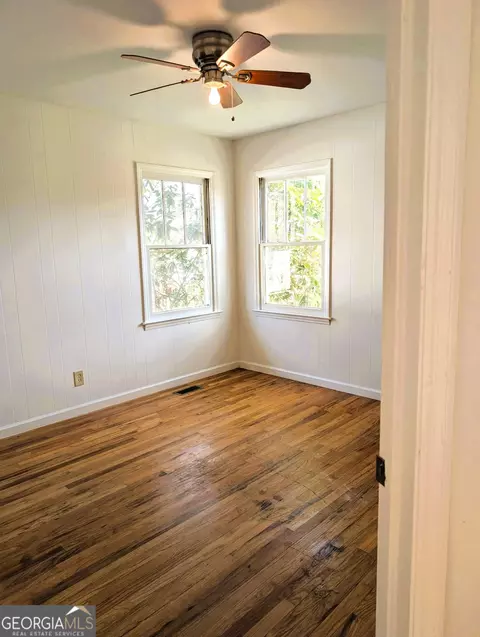 Bedroom - 617 W Currahee St, Toccoa, GA 30577 photo 1 of 5