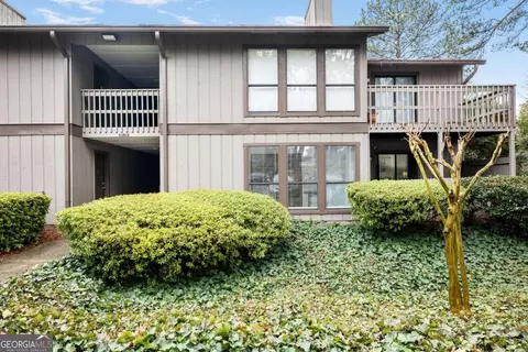 223 Smokerise Cir SE, Marietta, GA 30067