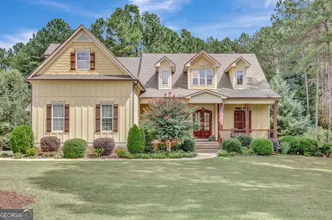 135 Hayden Ct, Fayetteville, GA 30215