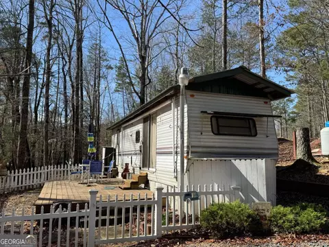 131 10th St, Ellijay, GA 30540