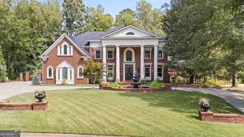9275 Chandler Blf, Alpharetta, GA 30022