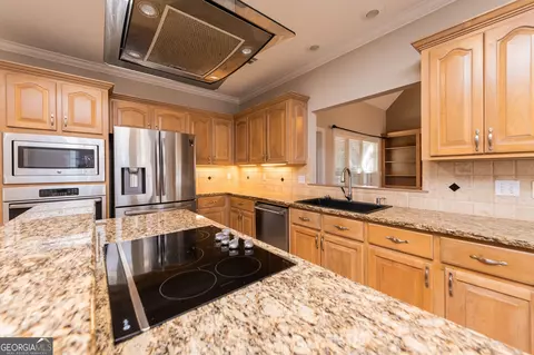 Kitchen - 115 Grove Ct, Centerville, GA 31028 photo 5 of 9