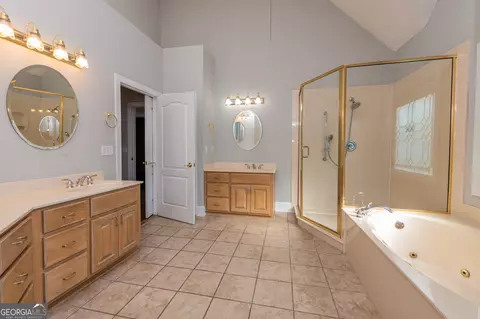 Bath - 115 Grove Ct, Centerville, GA 31028 photo 7 of 10