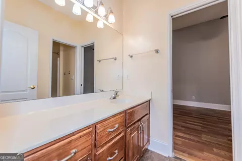 Bath - 115 Grove Ct, Centerville, GA 31028 photo 6 of 10
