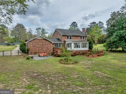 Exterior - 1706 Murphy Ln, Dublin, GA 31021 photo 12 of 13