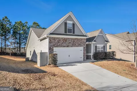 10 October Ave, Newnan, GA 30265