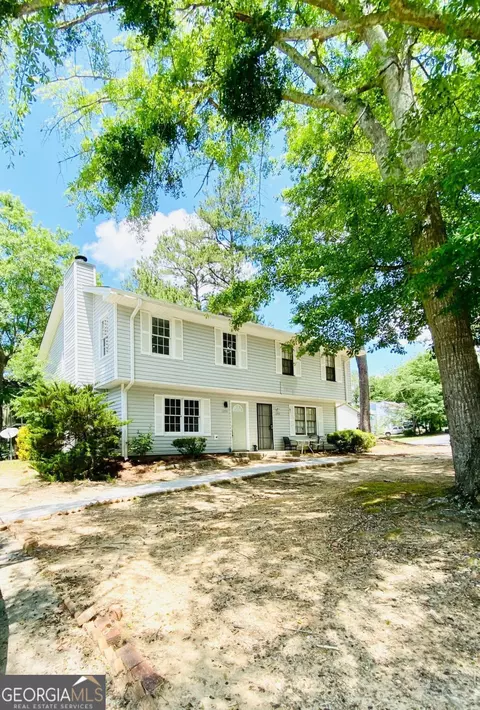 1209 Willow Creek Ct NW, Conyers, GA 30012