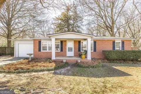 116 Arnold St, Centerville, GA 31028