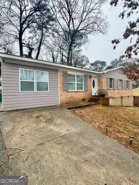 172 Scarsdale Dr, Riverdale, GA 30274