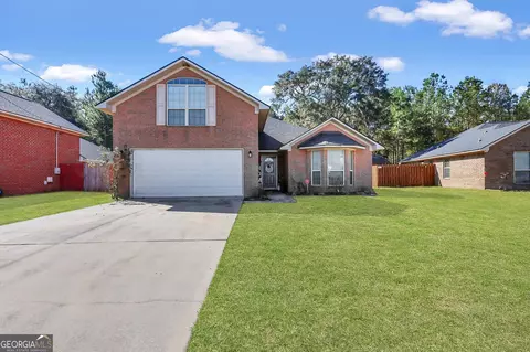 196 Gloucester Dr, Midway, GA 31320