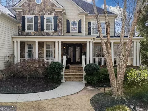 1635 Reddstone Close, Milton, GA 30004 photo 2