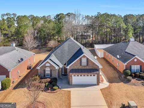 509 Carleton Pl, Locust Grove, GA 30248