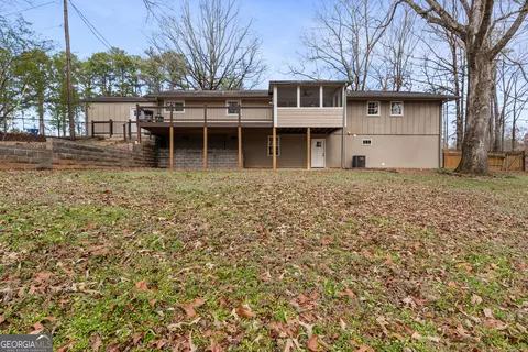 Exterior - 1915 Pine Rd, Dacula, GA 30019 photo 8 of 9