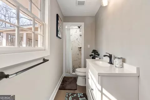 Bath - 1915 Pine Rd, Dacula, GA 30019 photo 4 of 6