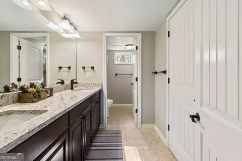 Bath - 1915 Pine Rd, Dacula, GA 30019 photo 5 of 6