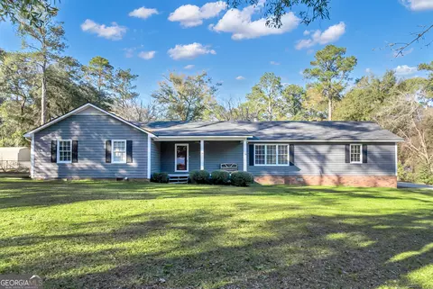 125 Southill Dr, Leesburg, GA 31763