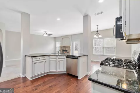 648 Ocean Ave, Canton, GA 30114 photo 15