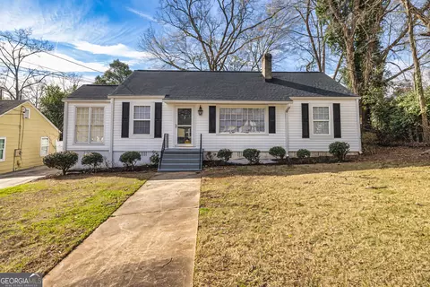 7 Cochran Dr, Newnan, GA 30263