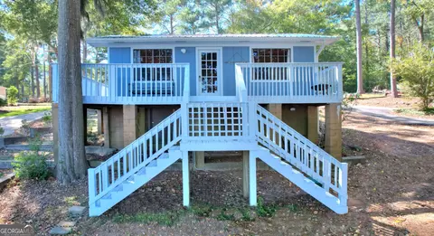 380 N Spring Creek Cir, Cobb, GA 31735