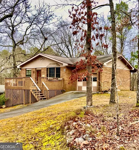 5 Garrett Rd NE, Rome, GA 30161
