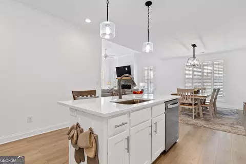Kitchen - 746 Markhams Dr, Madison, GA 30650 photo 5 of 5