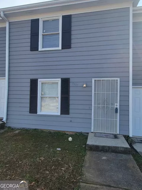 2627 Evans Mill Dr, Lithonia, GA 30058