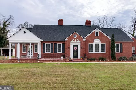716 College Ave, Millen, GA 30442