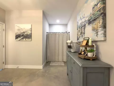 Entry Way - 512 Wheeler Rd, Commerce, GA 30530 photo 4 of 6