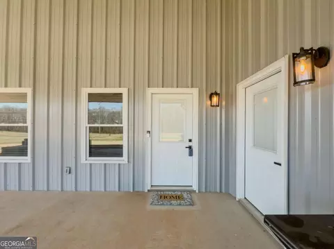Exterior - 512 Wheeler Rd, Commerce, GA 30530 photo 5 of 11